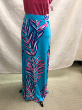 Load image into Gallery viewer, Lilly Pulitzer XS
